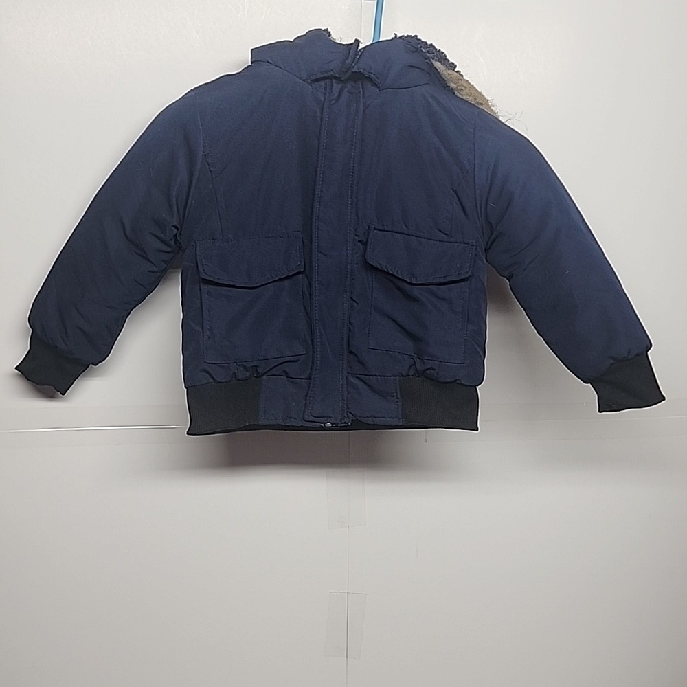 Tahari boy sz 6 blue puffer hooded front zipper snaps winter jacket. WARM WINTER